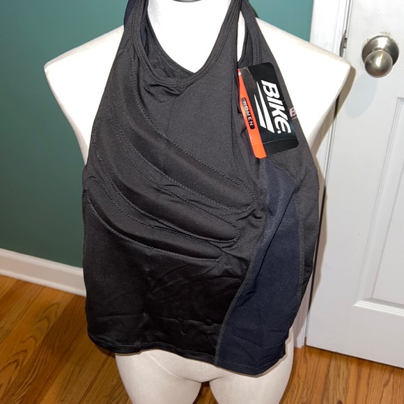bike Other - NWT Womens cycling padded‎ top. Size M